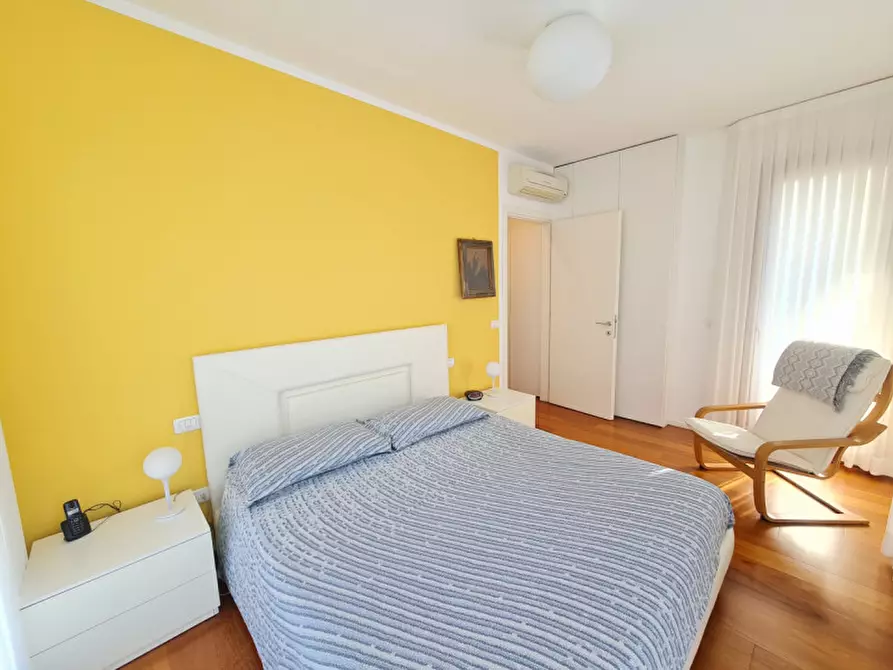 Immagine 19 di Attico in vendita  in via Alessandro Volta a Abano Terme