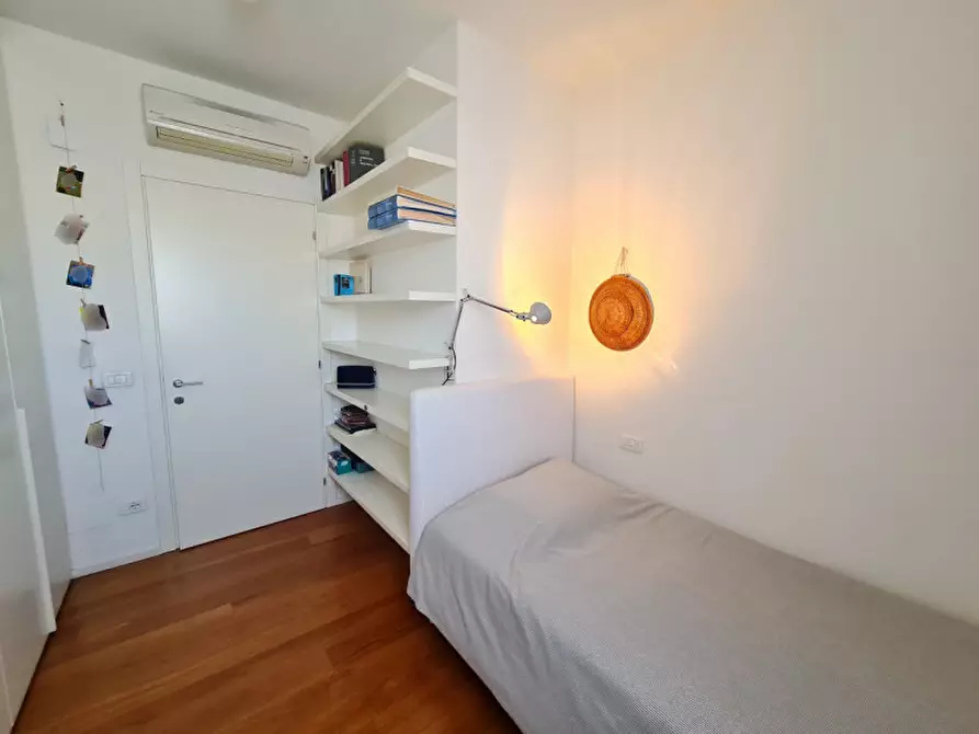 Immagine 25 di Attico in vendita  in via Alessandro Volta a Abano Terme