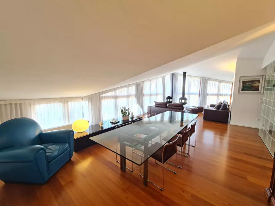 Immagine 31 di Attico in vendita  in via Alessandro Volta a Abano Terme