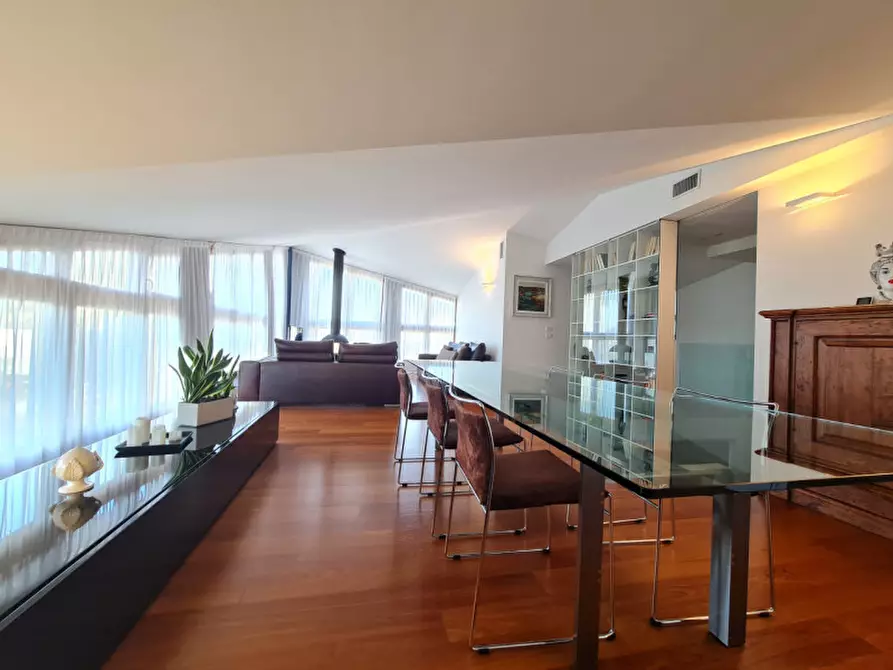 Immagine 32 di Attico in vendita  in via Alessandro Volta a Abano Terme