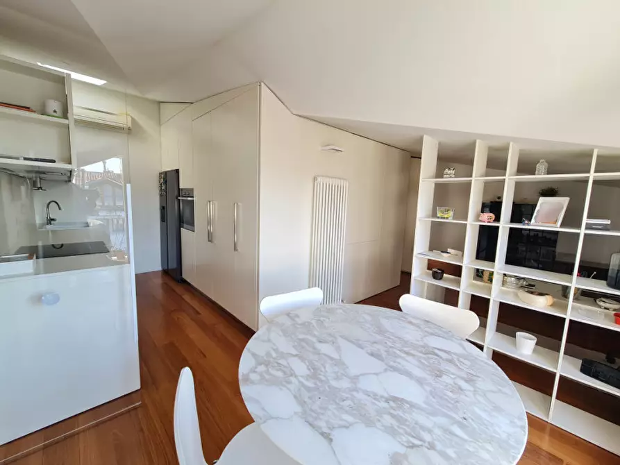 Immagine 37 di Attico in vendita  in via Alessandro Volta a Abano Terme