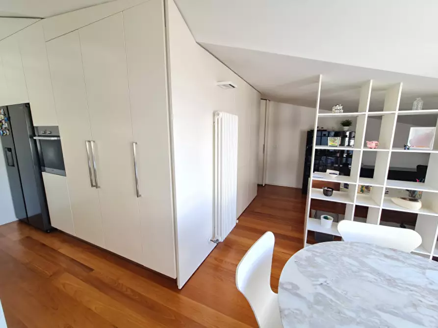 Immagine 42 di Attico in vendita  in via Alessandro Volta a Abano Terme