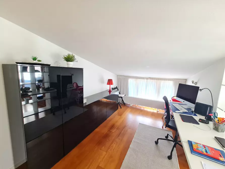 Immagine 43 di Attico in vendita  in via Alessandro Volta a Abano Terme