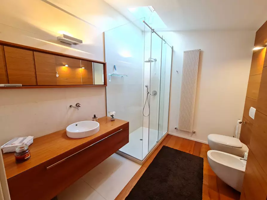 Immagine 44 di Attico in vendita  in via Alessandro Volta a Abano Terme