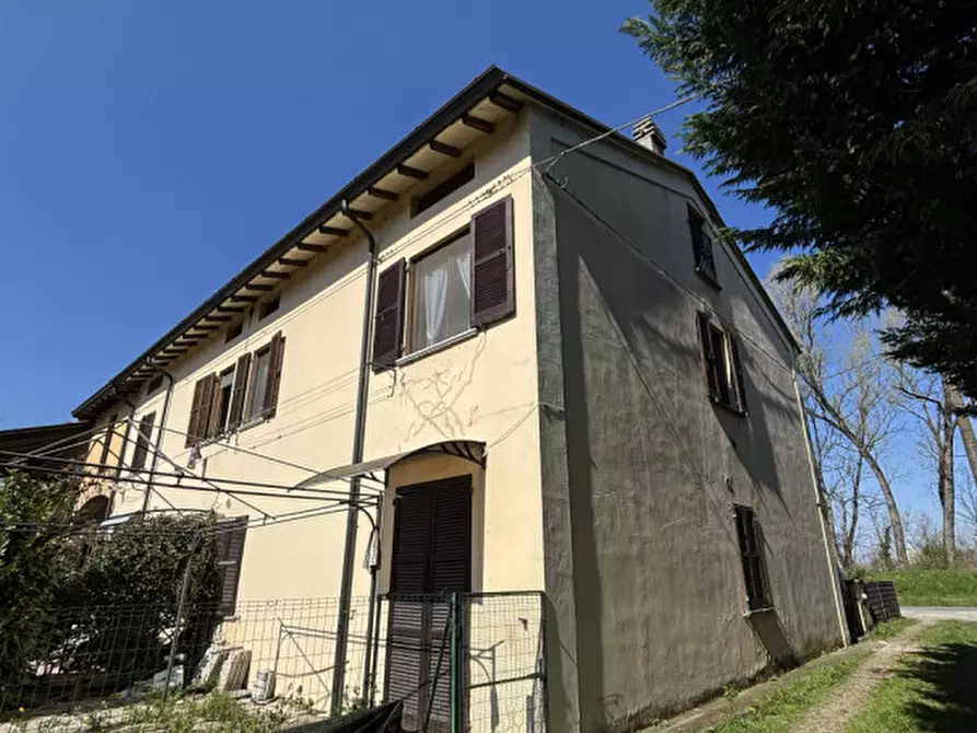 Immagine 5 di Appartamento in vendita  in Strada Salvador Allende, 23 a Torrile