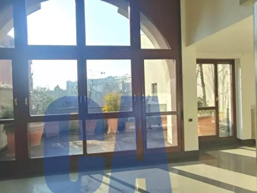 Immagine 1 di Ufficio in vendita  in VIA DONIZETTI GAETANO a Monza