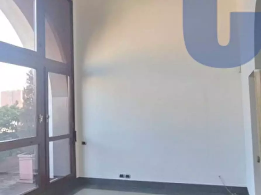 Immagine 13 di Ufficio in vendita  in VIA DONIZETTI GAETANO a Monza