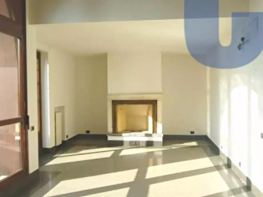 Immagine 14 di Ufficio in vendita  in VIA DONIZETTI GAETANO a Monza