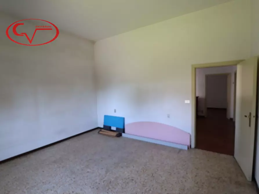 Immagine 2 di Appartamento in vendita  in Viale Armando Diaz a Montevarchi