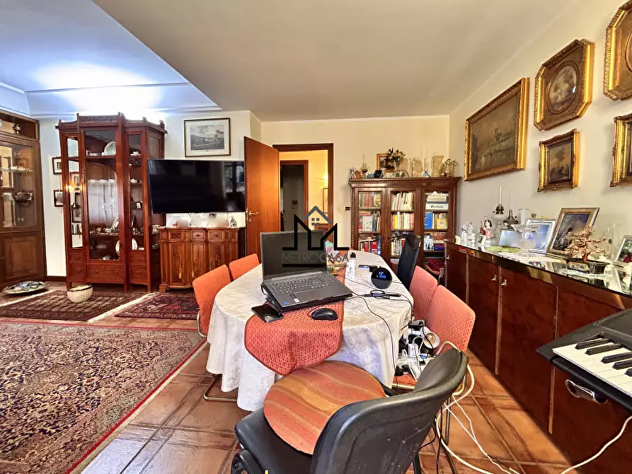 Immagine 15 di Appartamento in vendita  a Palermo