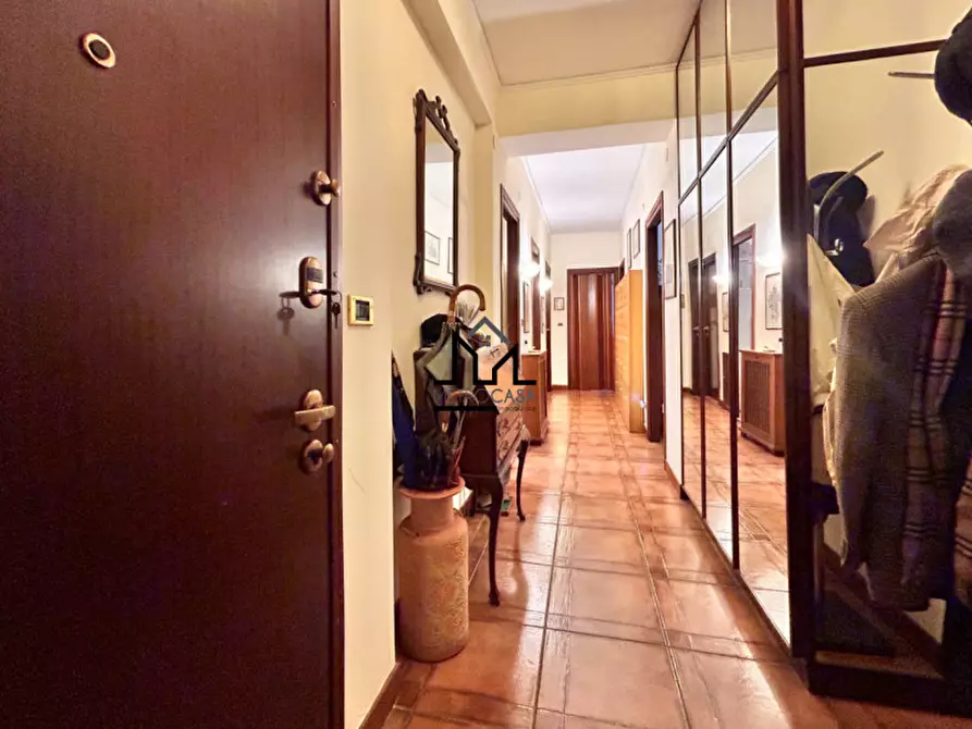 Immagine 18 di Appartamento in vendita  a Palermo