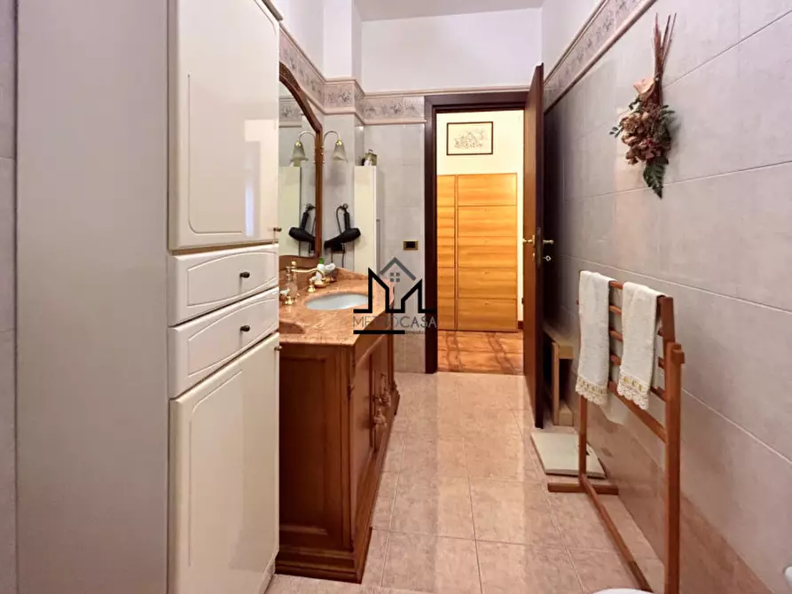 Immagine 39 di Appartamento in vendita  a Palermo