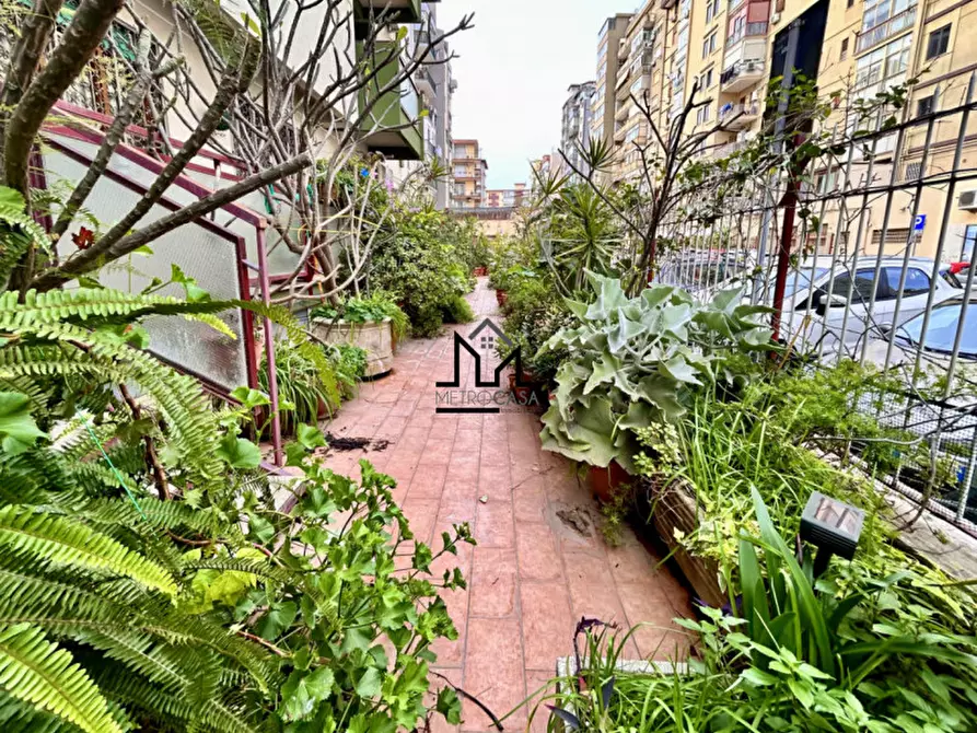 Immagine 44 di Appartamento in vendita  a Palermo