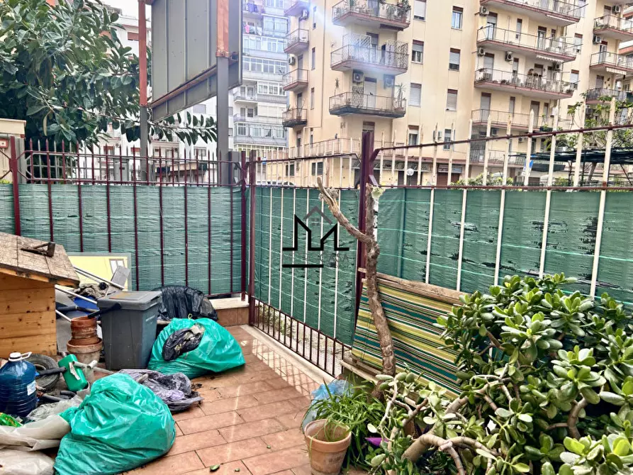 Immagine 50 di Appartamento in vendita  a Palermo