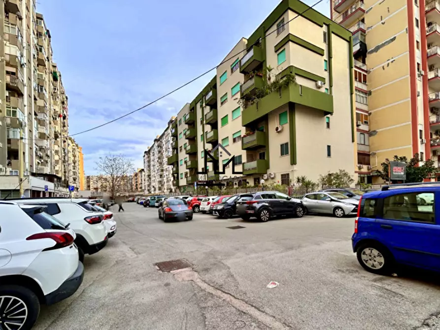 Immagine 55 di Appartamento in vendita  a Palermo