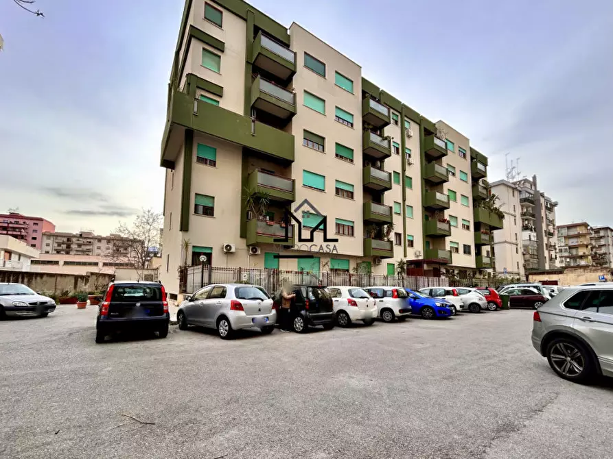 Immagine 56 di Appartamento in vendita  a Palermo