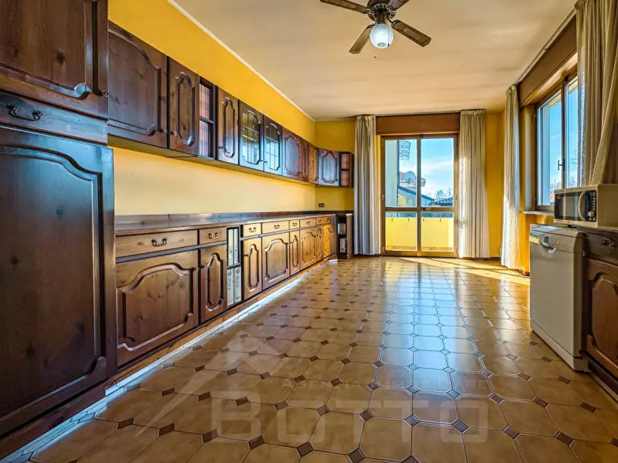 Immagine 10 di Casa bifamiliare in vendita  in via bescapè 26 a Borgomanero