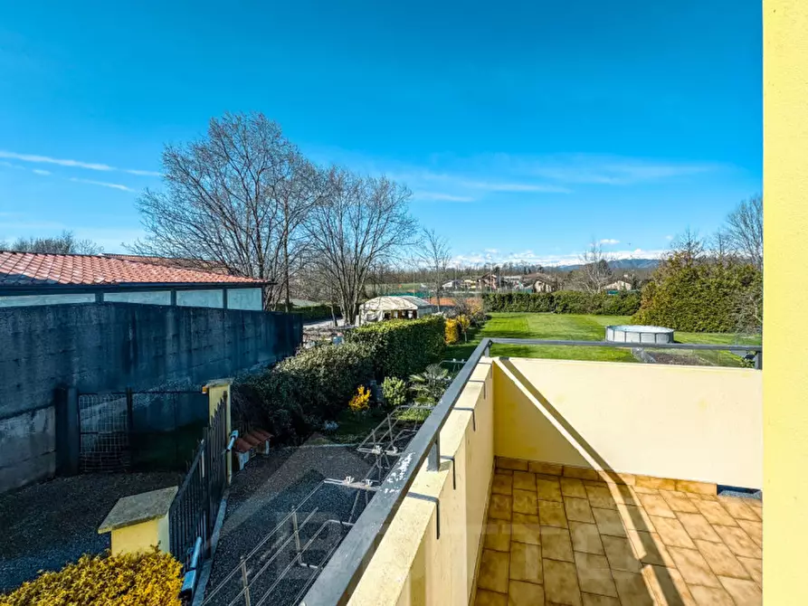 Immagine 12 di Casa bifamiliare in vendita  in via bescapè 26 a Borgomanero