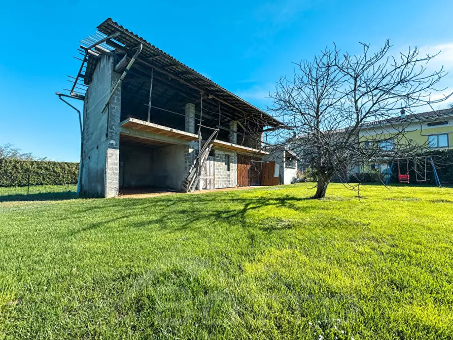 Immagine 36 di Casa bifamiliare in vendita  in via bescapè 26 a Borgomanero