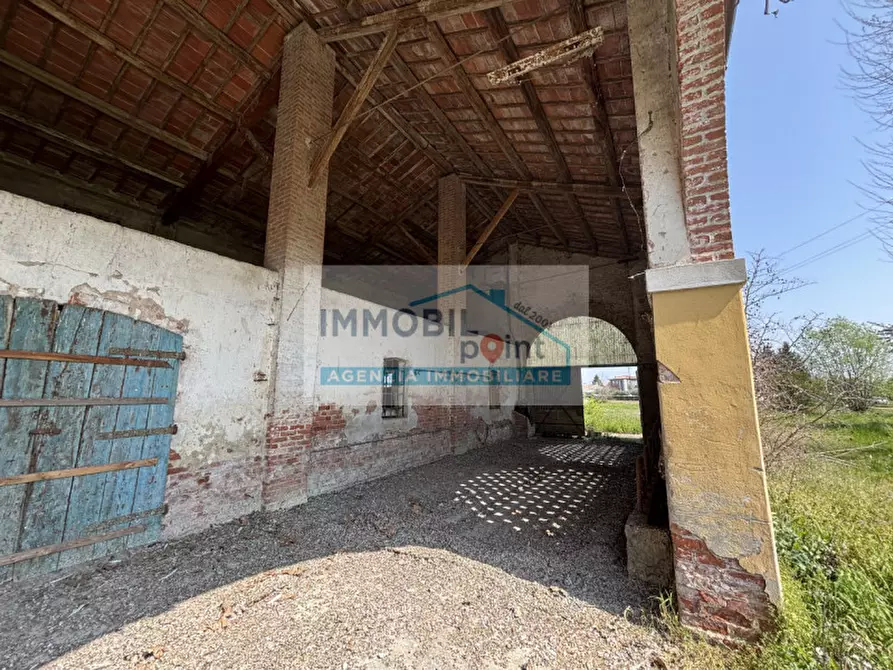 Immagine 25 di Rustico / casale in vendita  in Via Euganea Feriole a Selvazzano Dentro