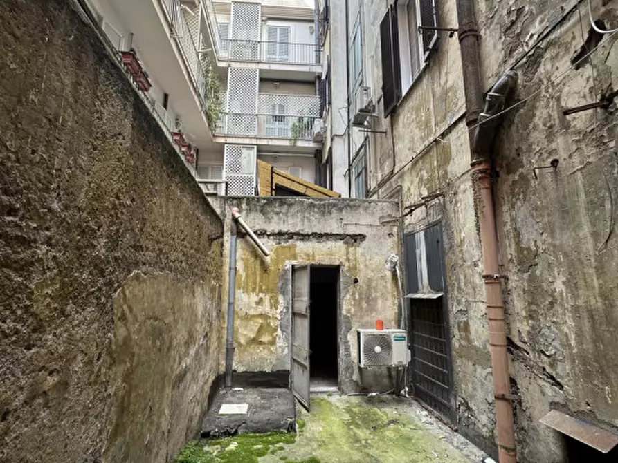 Immagine 11 di Negozio in affitto  in Via Salaria a Roma