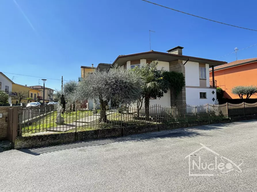 Immagine 4 di Casa indipendente in vendita  a Due Carrare