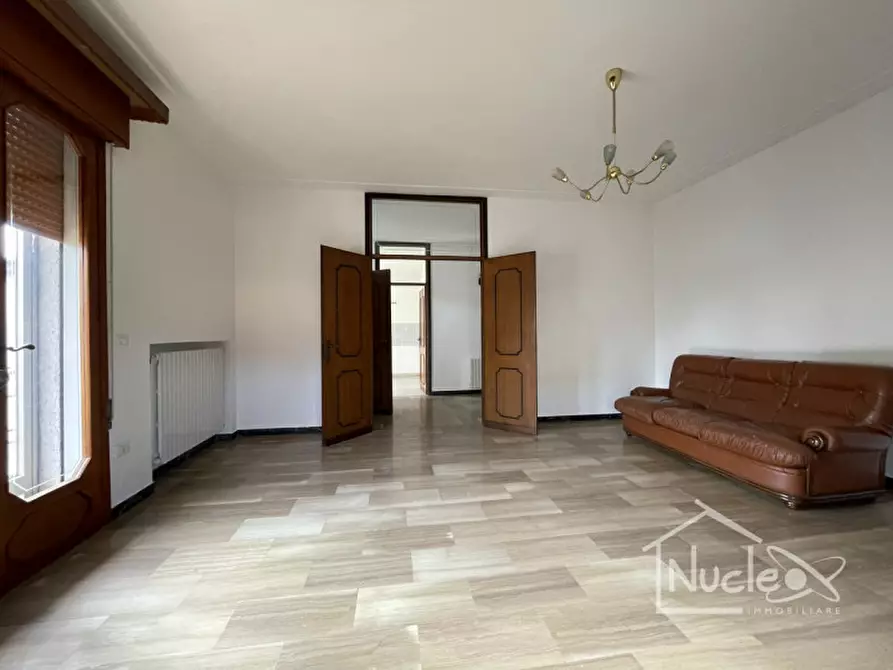 Immagine 9 di Casa indipendente in vendita  a Due Carrare