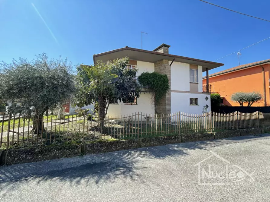 Immagine 28 di Casa indipendente in vendita  a Due Carrare