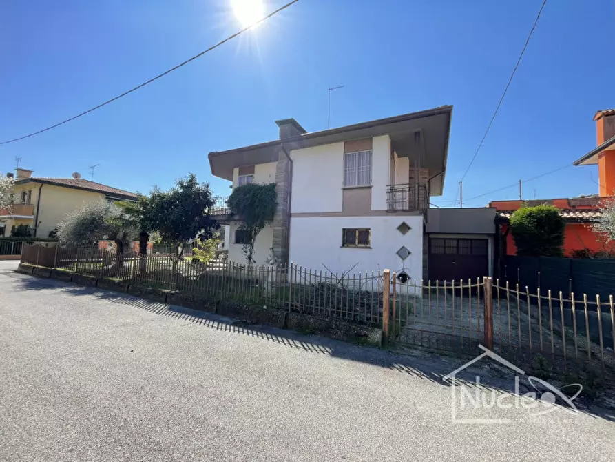 Immagine 29 di Casa indipendente in vendita  a Due Carrare