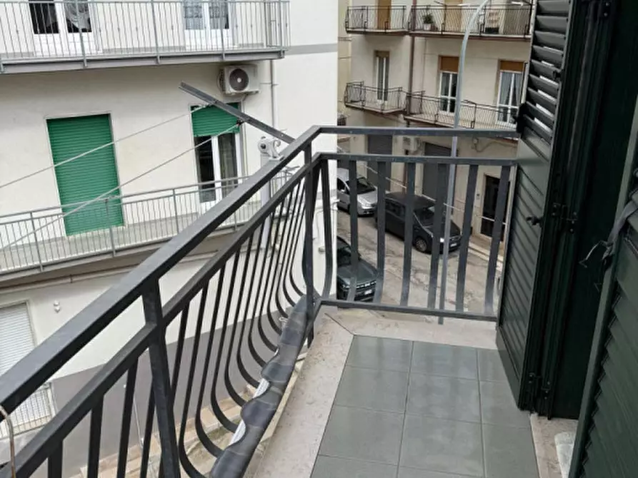 Immagine 14 di Appartamento in vendita  in Via Luigi Capuana a Ceglie Messapico