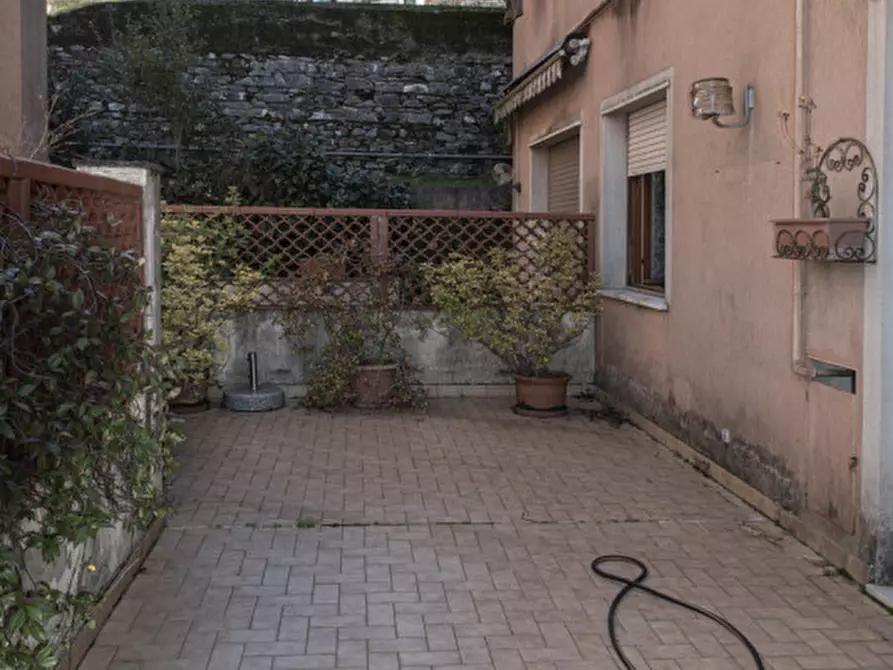 Immagine 5 di Appartamento in vendita  in Via Queirolo 5/2 a Rapallo