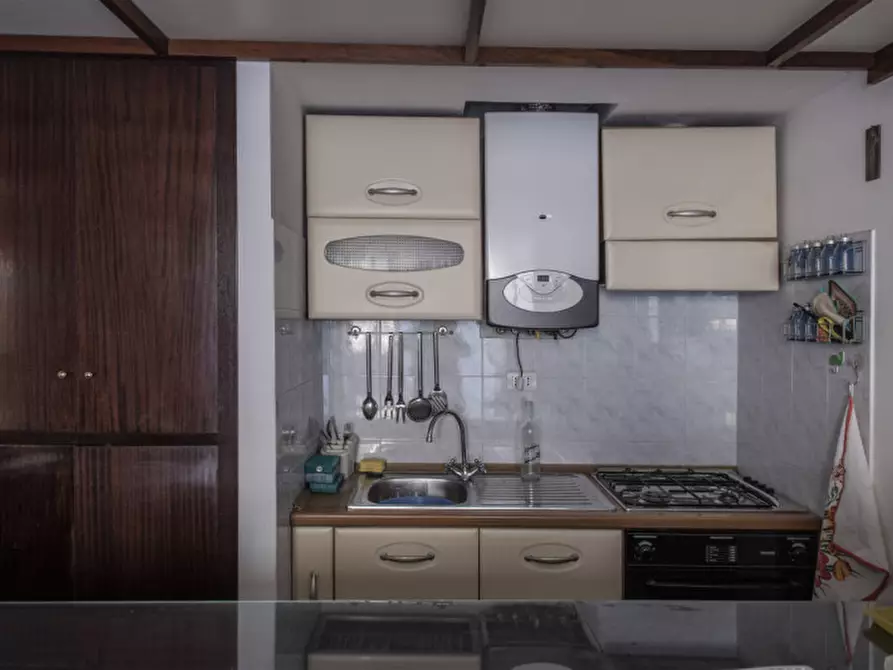 Immagine 9 di Appartamento in vendita  in Via Queirolo 5/2 a Rapallo