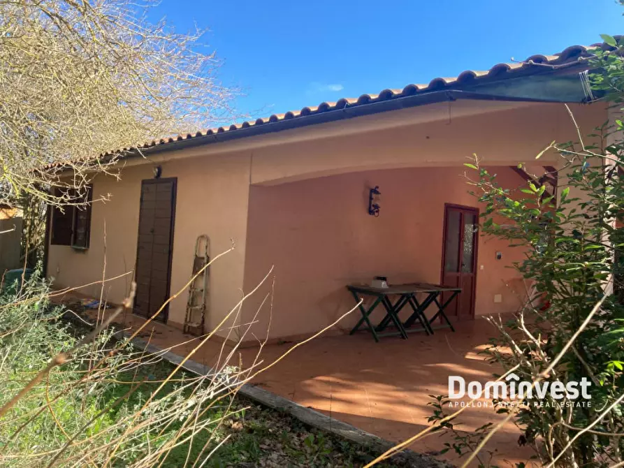 Immagine 8 di Rustico / casale in vendita  in Strada del Trentatré a Capalbio