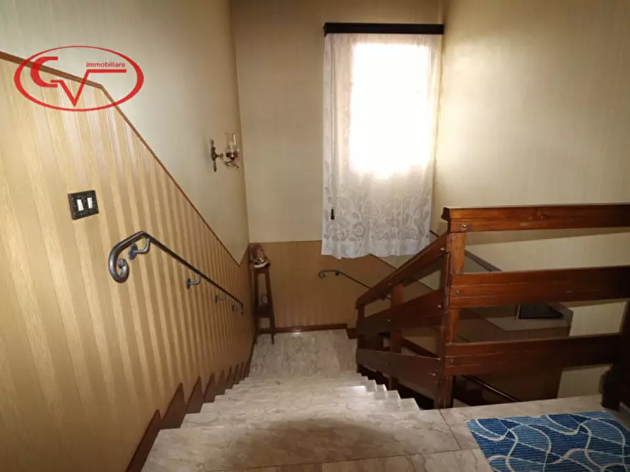 Immagine 32 di Villa in vendita  in via giuseppe giusti a Bucine