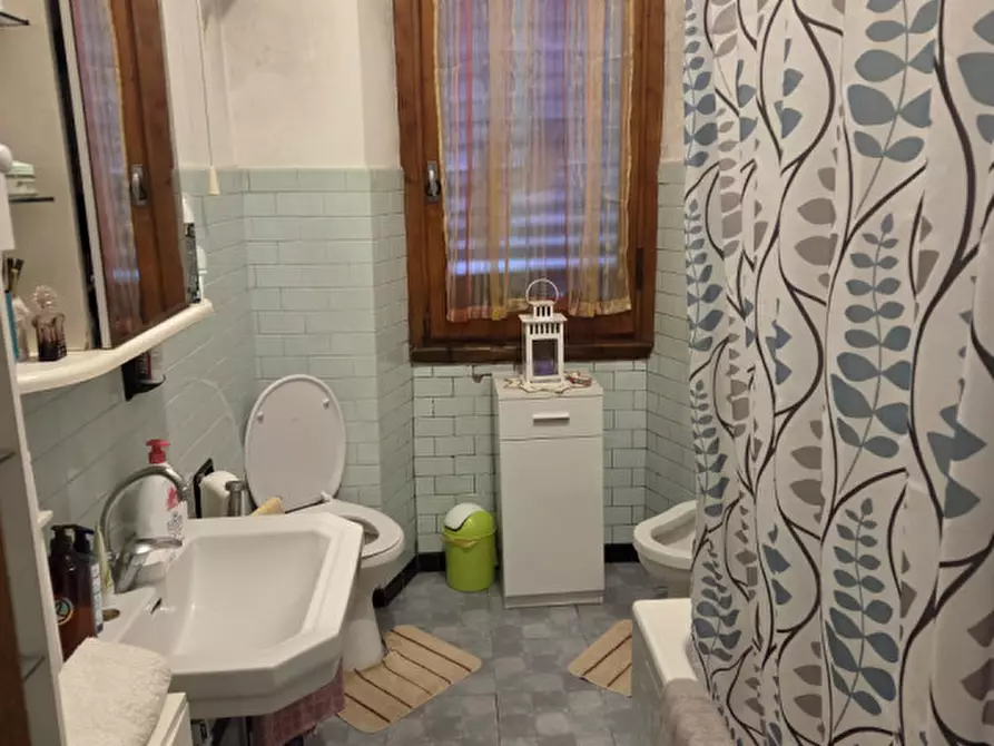 Immagine 27 di Casa bifamiliare in vendita  in Via Castruccio Castracane a Lastra A Signa