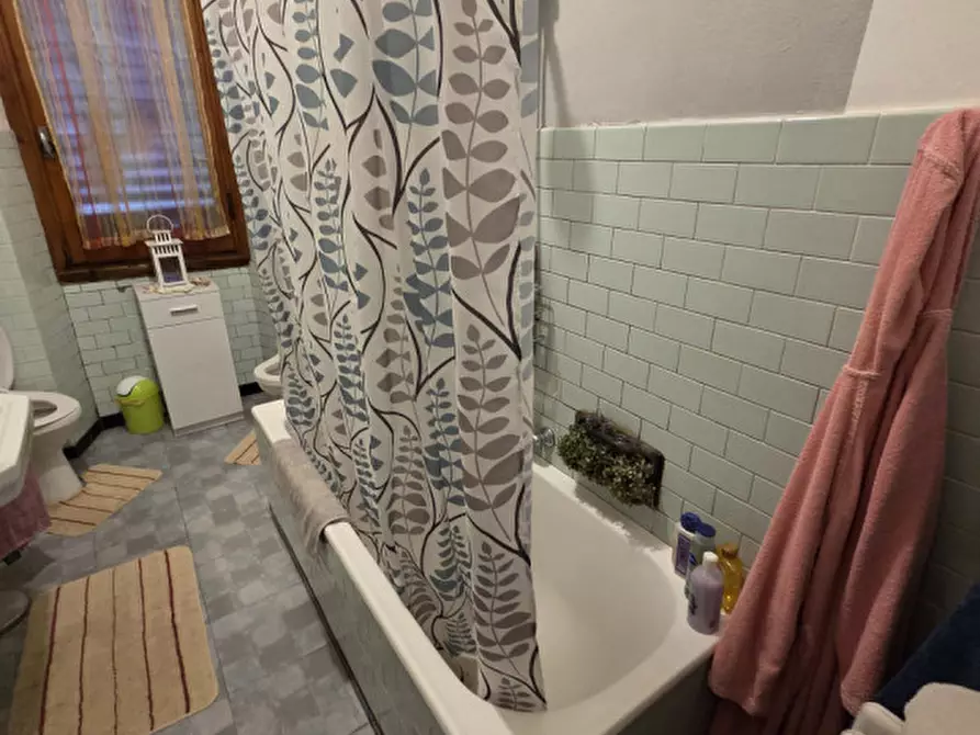 Immagine 28 di Casa bifamiliare in vendita  in Via Castruccio Castracane a Lastra A Signa