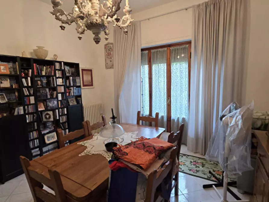 Immagine 54 di Casa bifamiliare in vendita  in Via Castruccio Castracane a Lastra A Signa