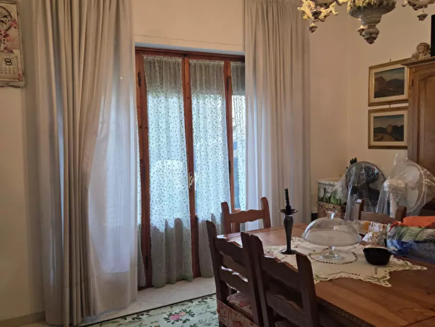 Immagine 56 di Casa bifamiliare in vendita  in Via Castruccio Castracane a Lastra A Signa