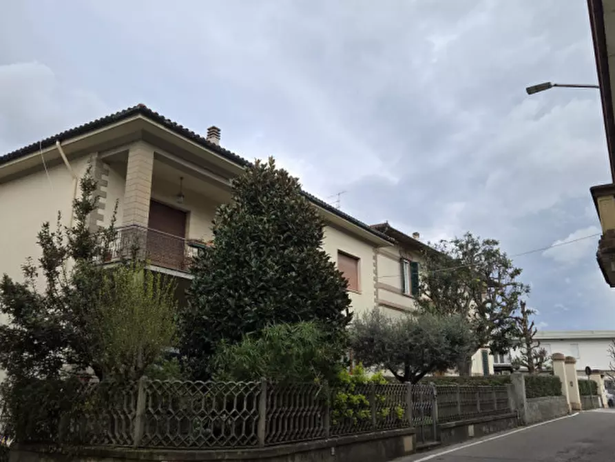 Immagine 62 di Casa bifamiliare in vendita  in Via Castruccio Castracane a Lastra A Signa