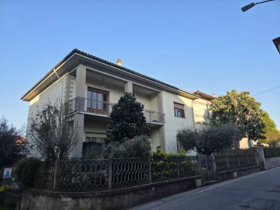 Immagine 66 di Casa bifamiliare in vendita  in Via Castruccio Castracane a Lastra A Signa