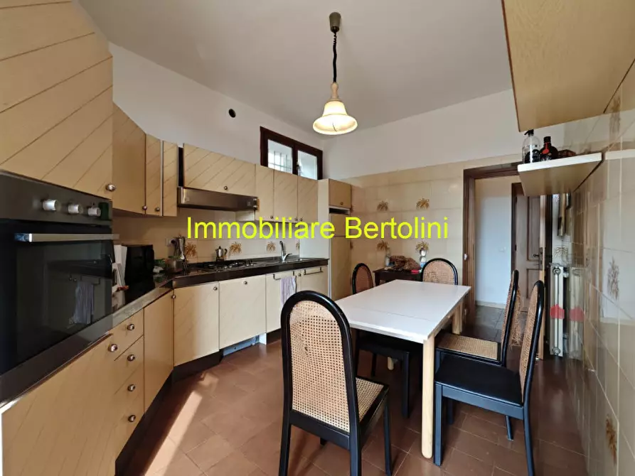 Immagine 5 di Casa bifamiliare in vendita  in VIA ROMANA a Bordighera