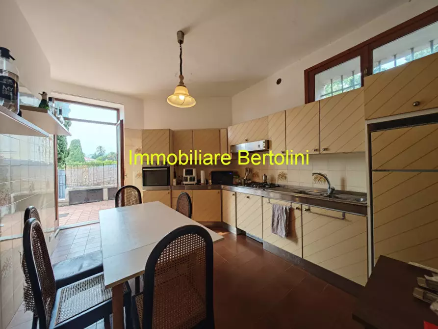 Immagine 9 di Casa bifamiliare in vendita  in VIA ROMANA a Bordighera