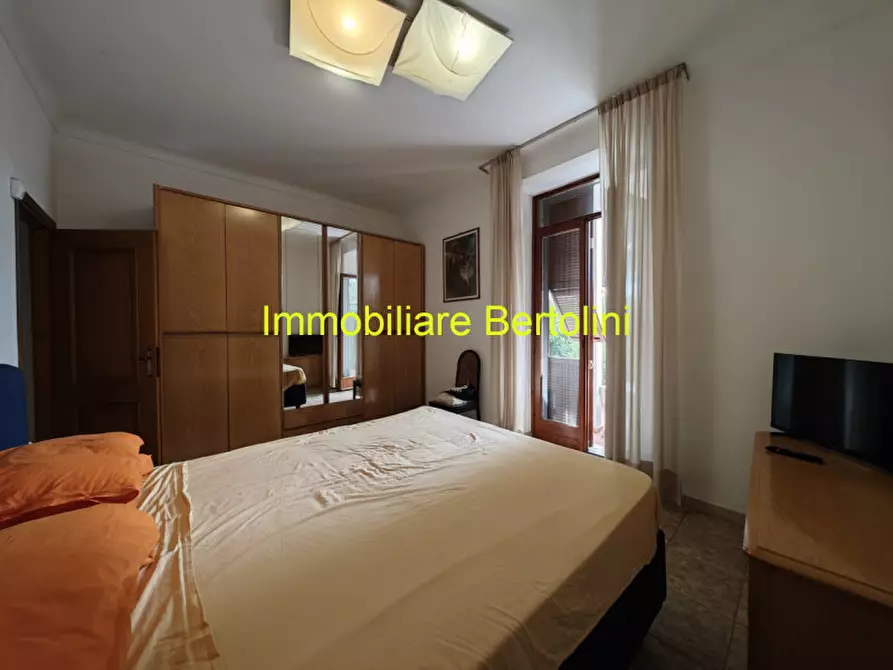 Immagine 11 di Casa bifamiliare in vendita  in VIA ROMANA a Bordighera