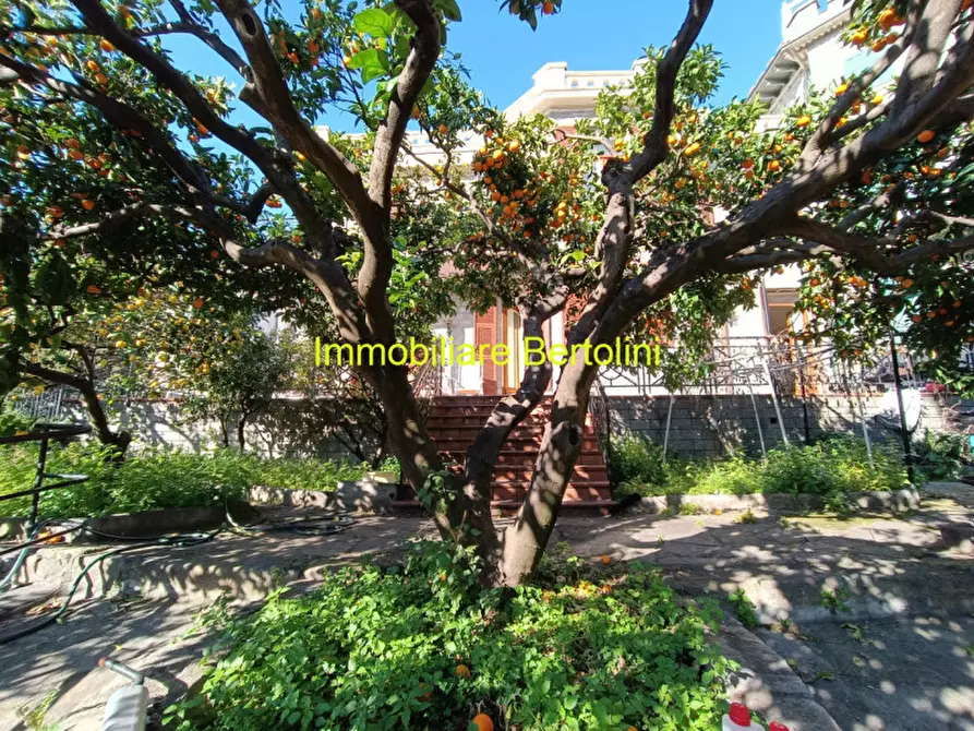 Immagine 12 di Casa bifamiliare in vendita  in VIA ROMANA a Bordighera