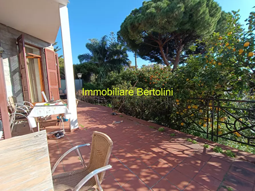 Immagine 14 di Casa bifamiliare in vendita  in VIA ROMANA a Bordighera