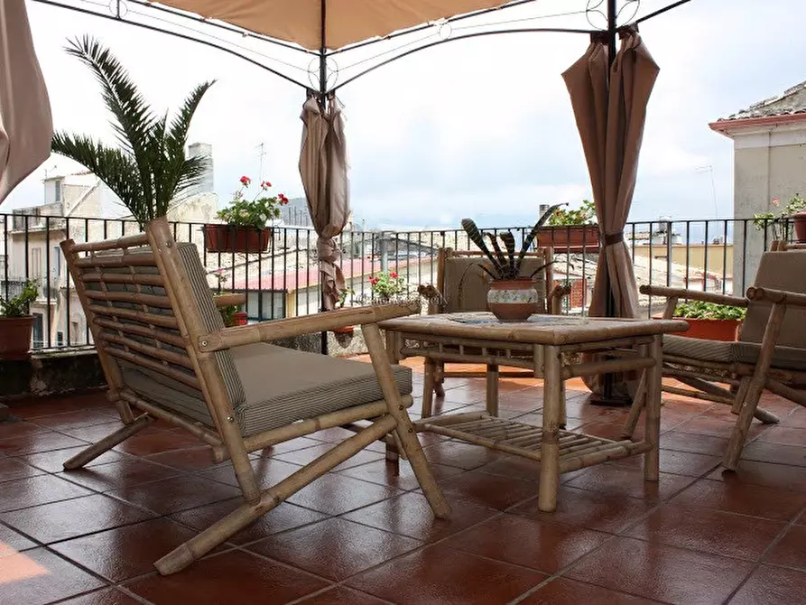 Immagine 1 di Appartamento in vendita  a Ragusa