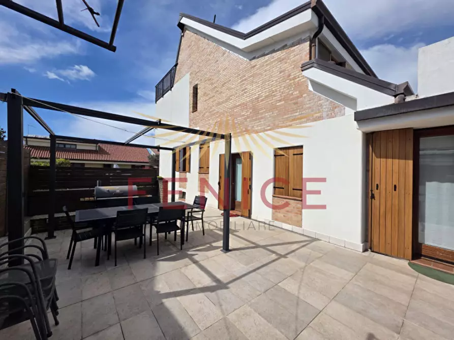 Immagine 9 di Casa indipendente in vendita  in via monte solder a Montebelluna