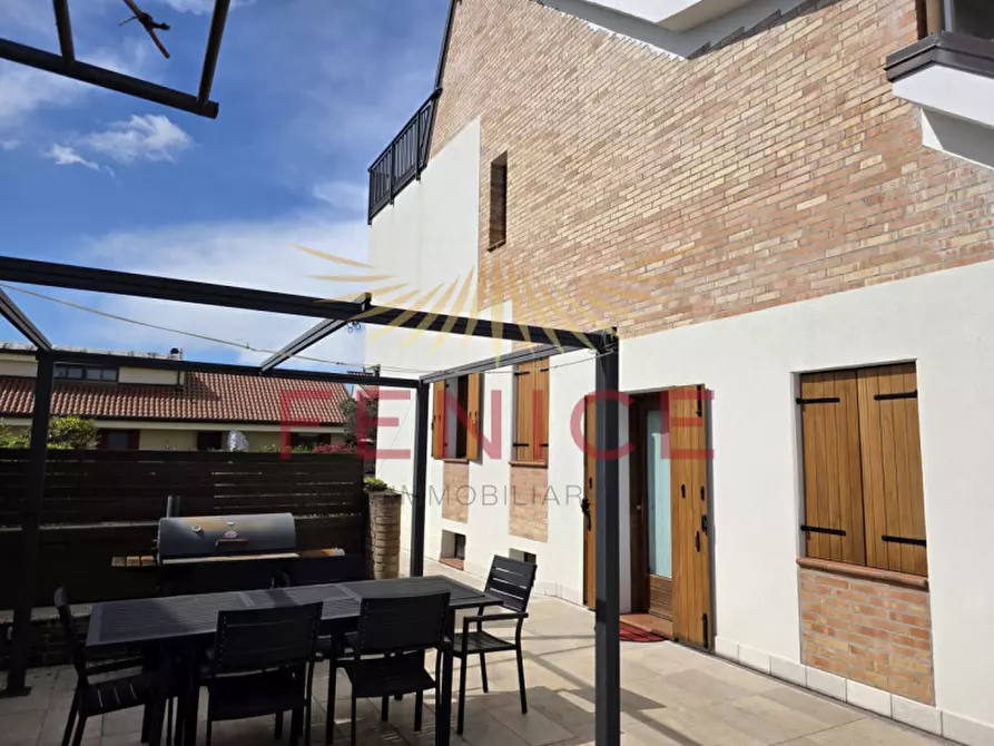 Immagine 10 di Casa indipendente in vendita  in via monte solder a Montebelluna