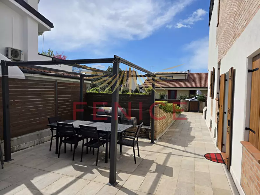 Immagine 13 di Casa indipendente in vendita  in via monte solder a Montebelluna