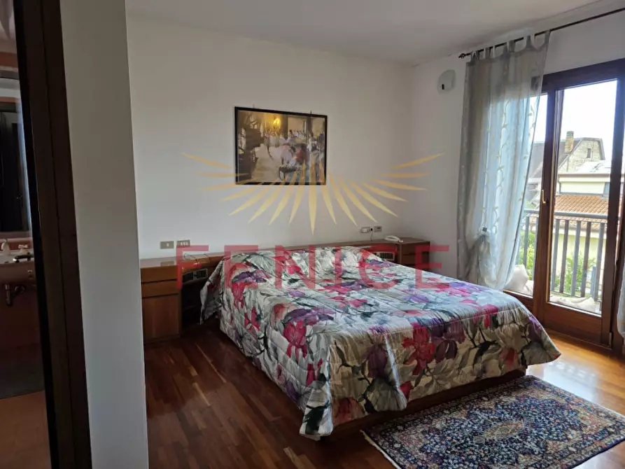 Immagine 40 di Casa indipendente in vendita  in via monte solder a Montebelluna